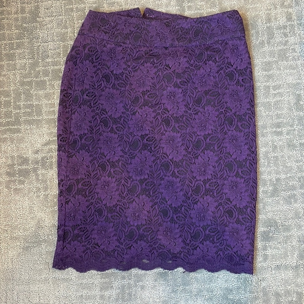 Banana Republic lace pencil skirt